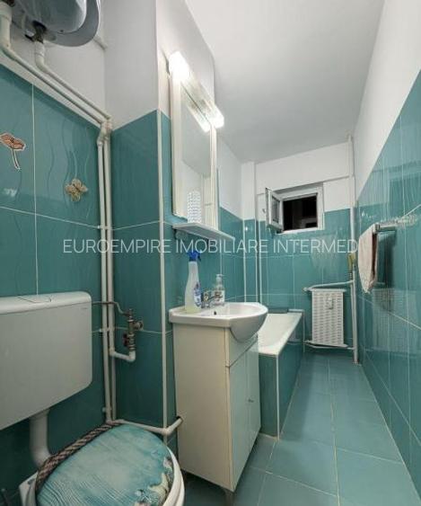 Apartament cu 2 camere decomandat, zona SPITALUL JUDETEAN - 8