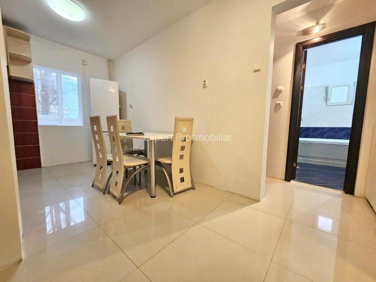 Gorjului Piata Politie Et.2 din 4 Dec Mobilat Utilat Parcare Merita Vazut - 11