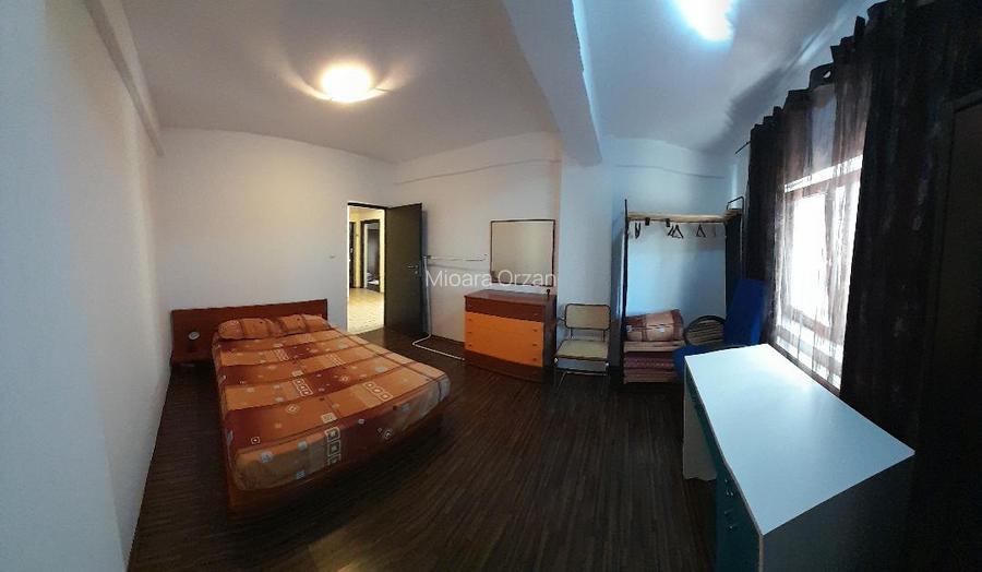 Piata Alba Iulia, ap 3 camere, etaj 3/4 , bloc 2011 - 5