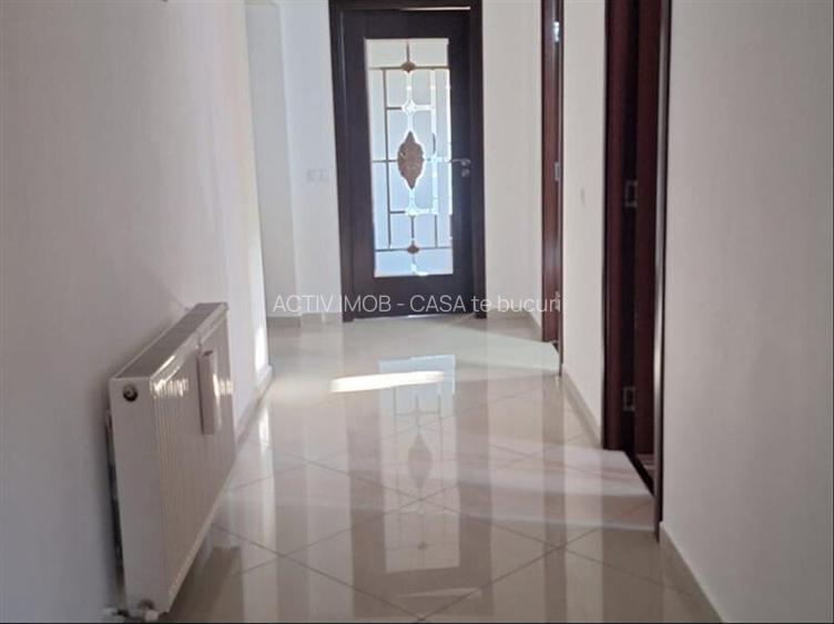 Casa, cocheta, situata pe o strada linistita, la 10 km de Ploiesti - 4