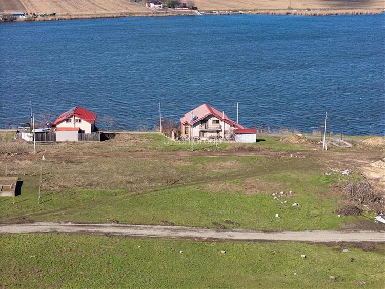 Teren Intravilan 2380 mp Langa Lac, Corbu - 20