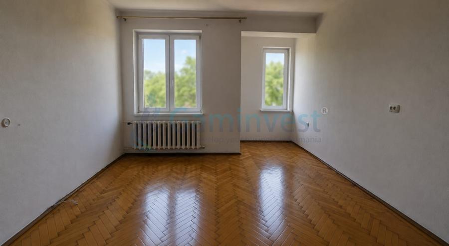 Apartament cu 3 camere de vanzare in Oradea, Zona Republicii