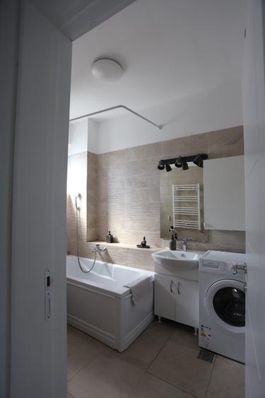 Apartament doua camere de vânzare Giulesti