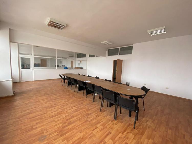Spațiu birouri, 3500 mp, zona Lapus
