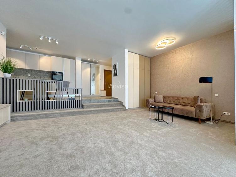 Studio spațios de închiriat — Bellevue Residence, mobilat, terasă, parcare - 12