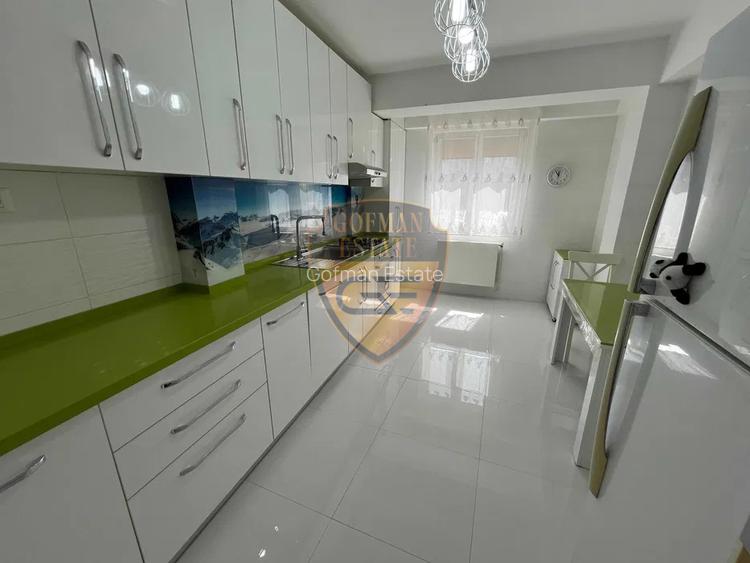 Ap 3 camere în vilă 1995 + garaj+ depozitare | Faleza Nord – Delfinariu | 98 m - 2