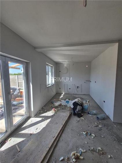 Duplex 3 camere - 2 bai - proiect deosebit - 3