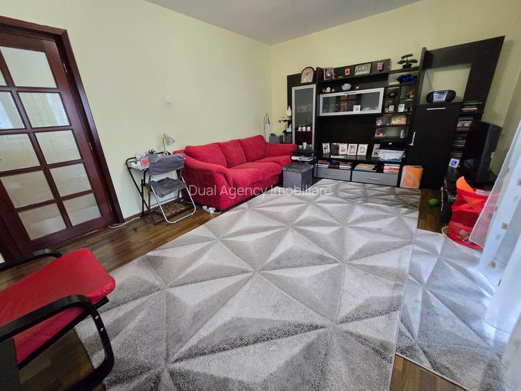 Apartament 3 camere Tatarasi Oancea , 80 mp , garaj - 2