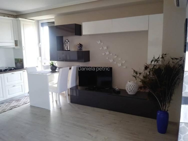 Închiriez apartament 2 camere - 2