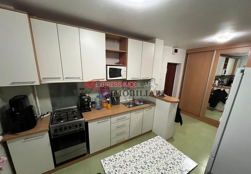 Dristor, Ramnicu Sarat, Mega Image - 3