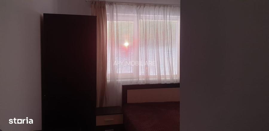 Ap. 3 camere de inchiriat, Bd. Grigorescu 117-121, colt cu str. Malva - 3