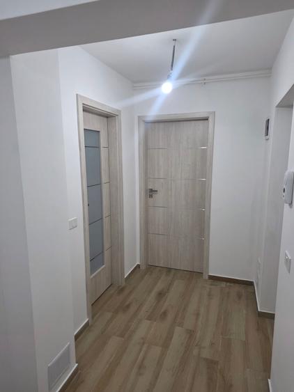 Apartament 3 camere cu 2 bai , tripane , incalzire pardoseala,stradal Giurgiului