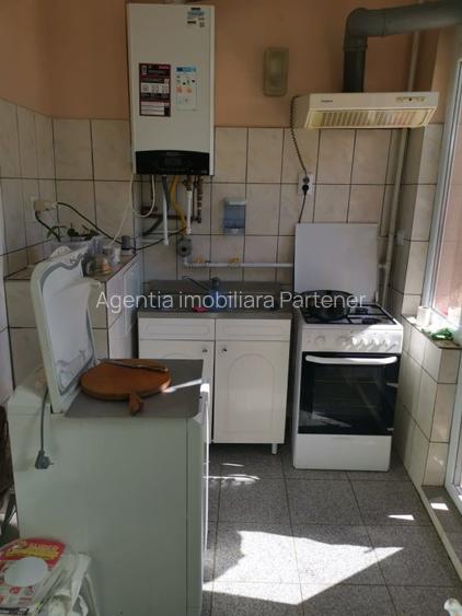 Imobil Mosoaia - Hintesti, 14 camere, teren 1.382mp - 7