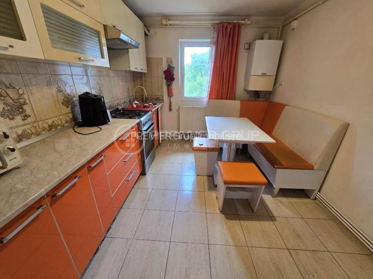 Apartament 4 camere 89mp 2 băi 2 balcoane, Nicolina, CT + AC, decomandat - 2