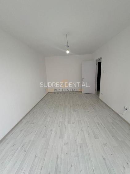 Apartament 2 camere, decomandat, metrou Aparatorii Patriei, Comision 0 - 4