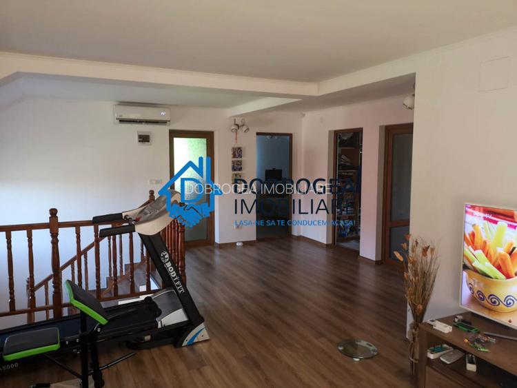 CASLITA-  VILA P+1 ,  180 MP UTILI, TEREN 390MP, DESCHIDERE 17 ML. - 20