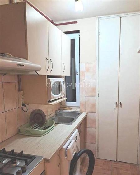 Apartament modern 2 camere balcon zona Cedonia - 8