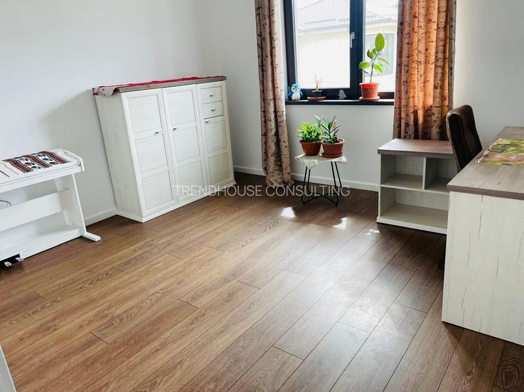 Vila/curte amenajata ideala pentru familie,acces rapid catre Bucuresti - 12