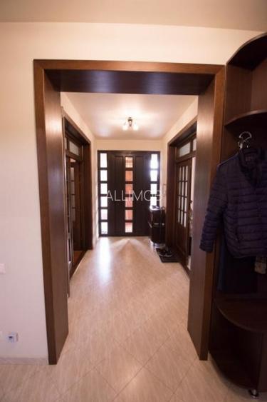 Vila 4 camere  cu piscina in Bucov. - 28