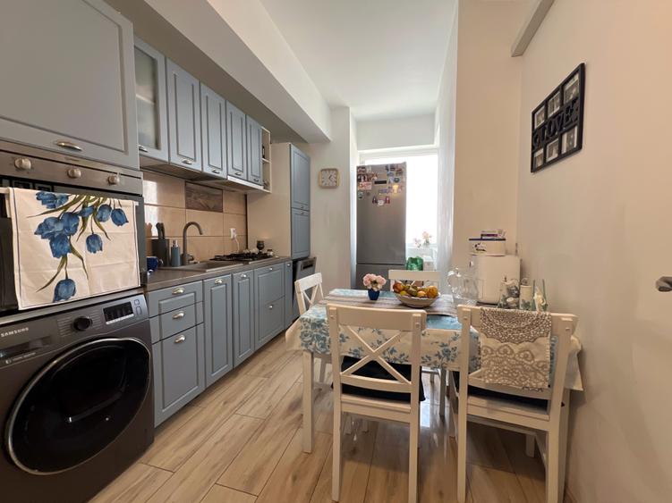 Apartament 3 camere | 65 mp utili + balcon 8 mp + terasa 6 mp | Etaj 8/9 | Mobil