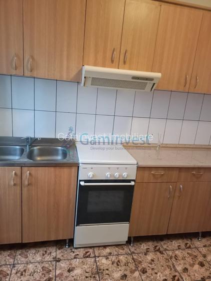 Apartament cu 3 camere de inchiriat pentru Muncitori, zona Nufarul Oradea, Bihor - 15