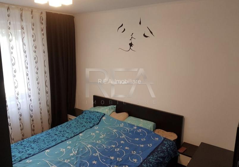 3 camere, 1/8, bloc 1983 -Ghencea- Str. Latea Gheorghe - 5