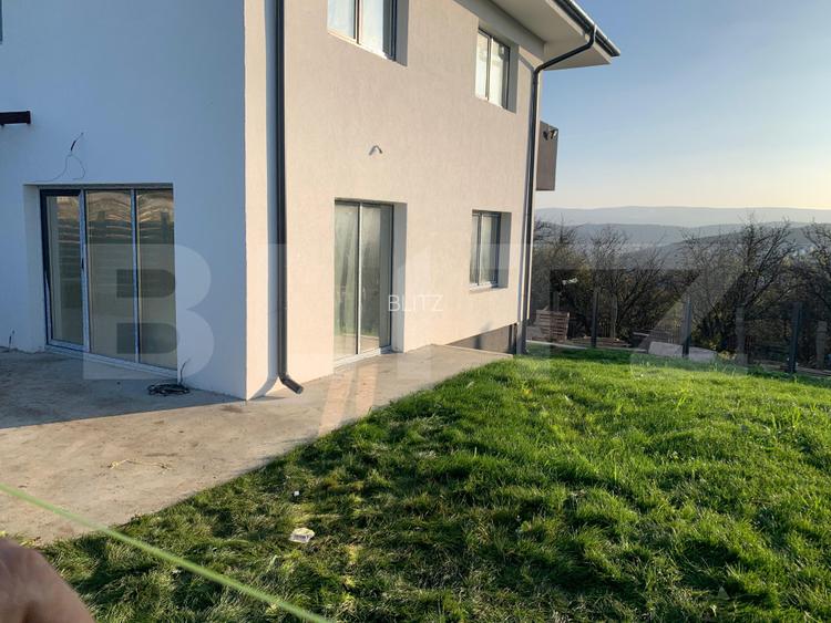 Camin luminos si primitor, perfect pentru momente de neuitat in familie - 6