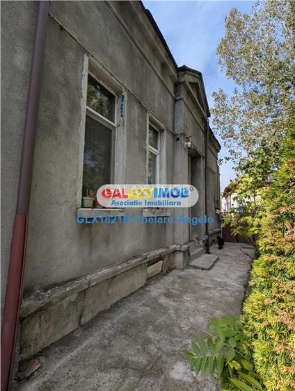 Parcul Carol casa singur curte 3 camere,curte 70 mp - 11