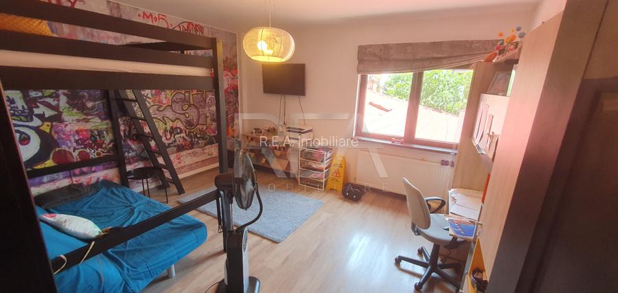 2 case si curte individuala la 400 de metri de statia de metrou Dristor 2  - 32