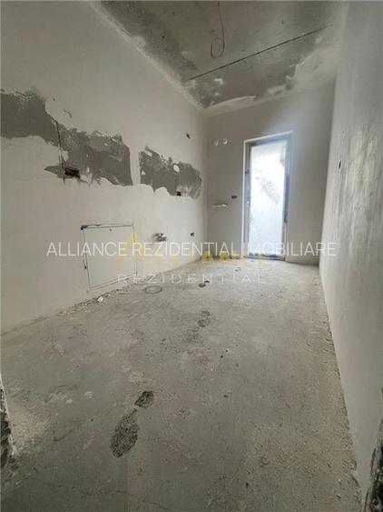 Garsoniera decomandata, 36 mp – 15 min metrou Aparatorii Patriei. Bloc Nou - 3