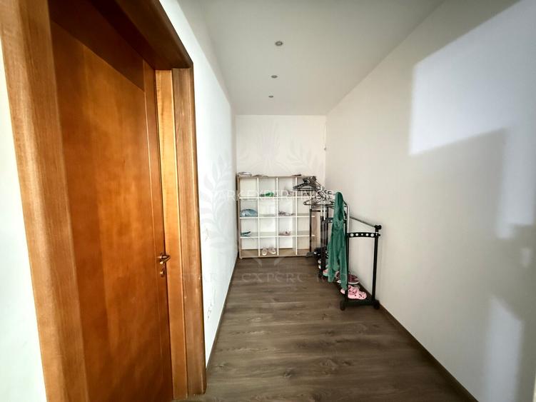 CASA /RESEDINTA//CLINICA //BIROURI// ANA IPATESCU// PLOIESTI - 21