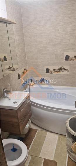 Apartament de vanzare cu 3 camere, zona Baba Novac - 13