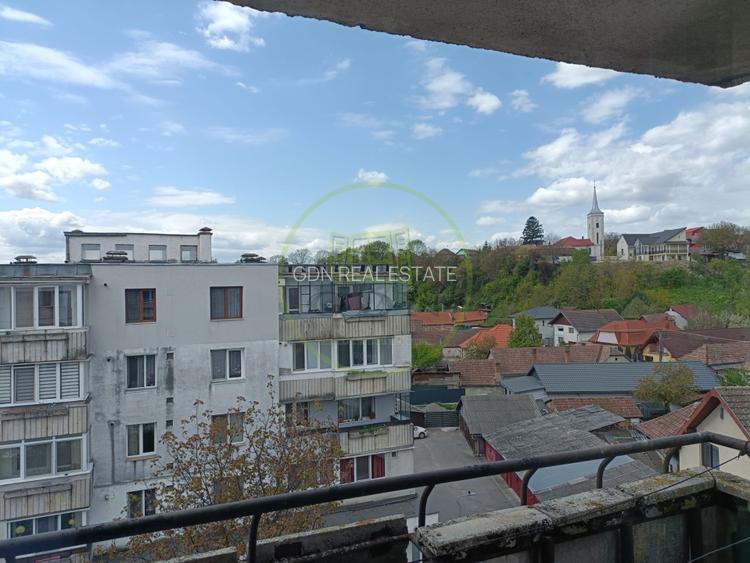 Apartament cu 4 camere de vânzare - Reghin - 2