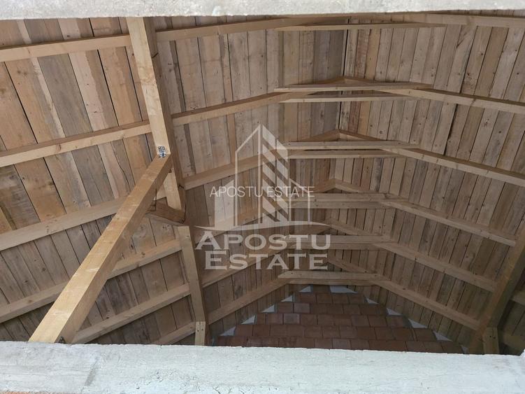 Casa noua, la rosu, in Curtici - 4