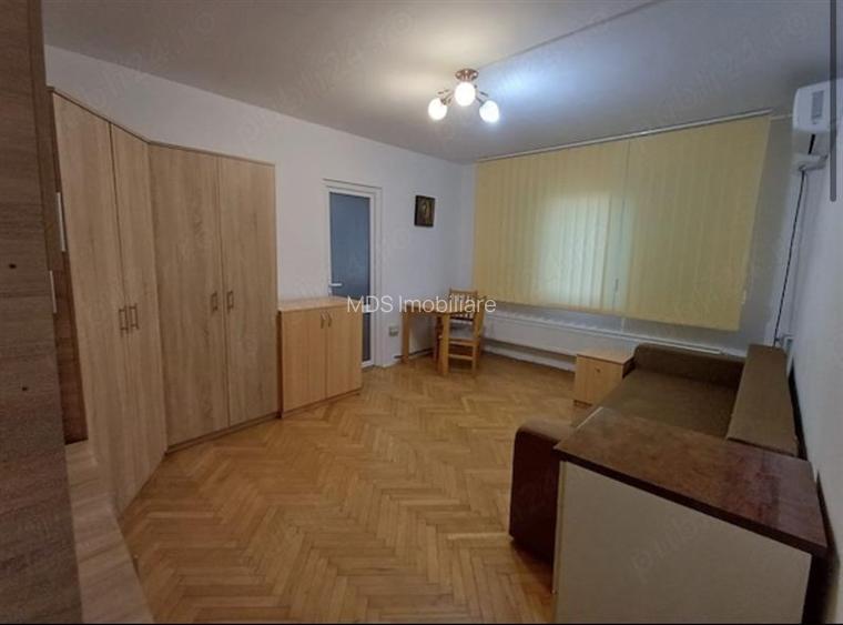 2 camere la parter cu balcon linga Piata Doina - 3