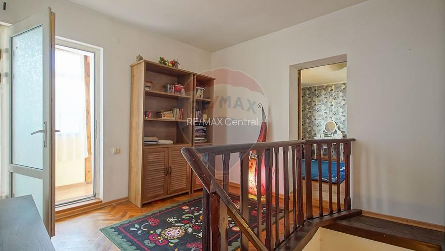 Casă cu 7 Camere + Spațiu Comercial, Oportunitate Rară, Comision 0% - 10