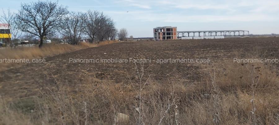 Terenuri intravilane de vanzare Focsani ,4,5 Ha Focsani - 30