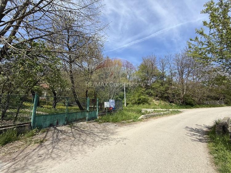 Casă  de vânzare în zona Câmpulung înconjurată de natura - 11