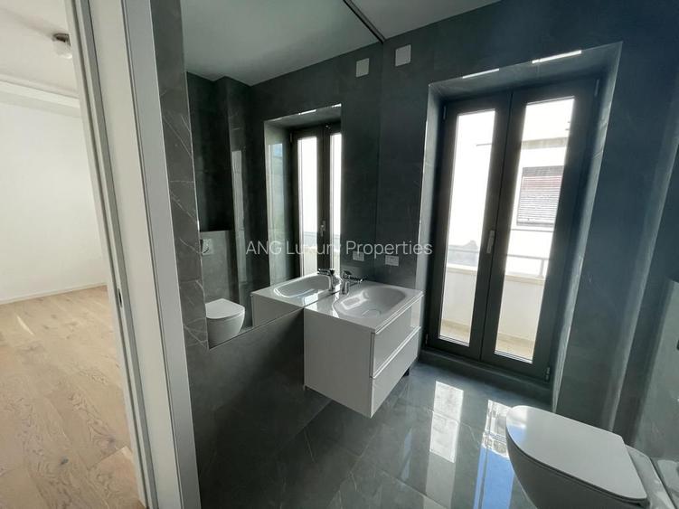 Proprietate versatilă în zonă exclusivistă – ideală pentru locuit sau investiție - 19