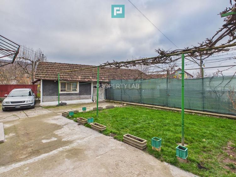 Casă Sighiștel, 5 km de Ștei, teren 500 mp - 8