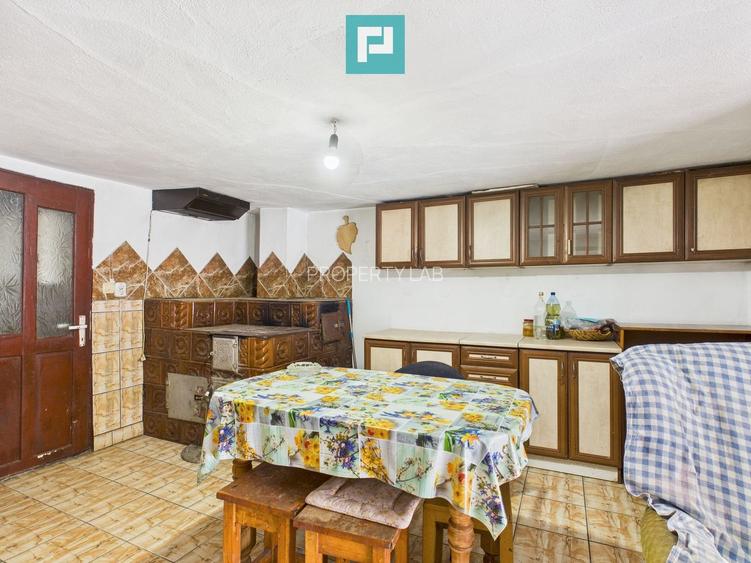 Casă cu etaj Căpâlnaș - 18