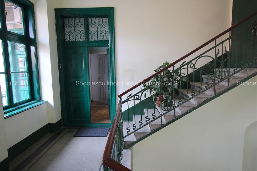 Spatiu de birouri in cladire istorica - 15