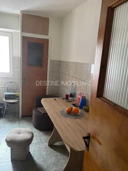 Panduri | 2 camere | 50mp | et 6 | semidec | 140.000 euro - 3