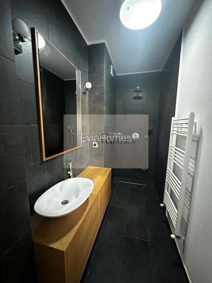 3 camere / zona Romul Ladea/ Parcare inclusa - 4