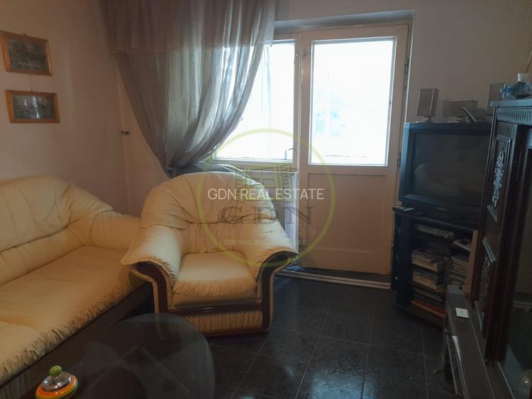 Apartament 4 camere  etaj1 de vanzare  pe  B-dul unirii  in  Fagaras jud. Brasov - 3