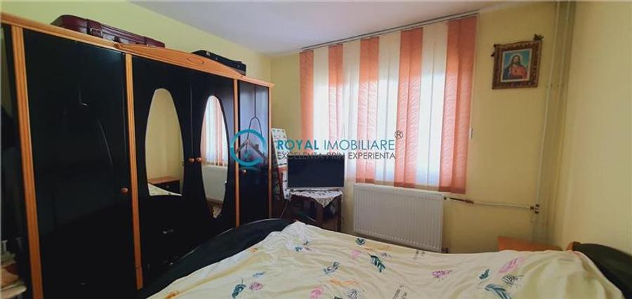 Royal Imobiliare - Vanzare apartament 2 camere zona Vest