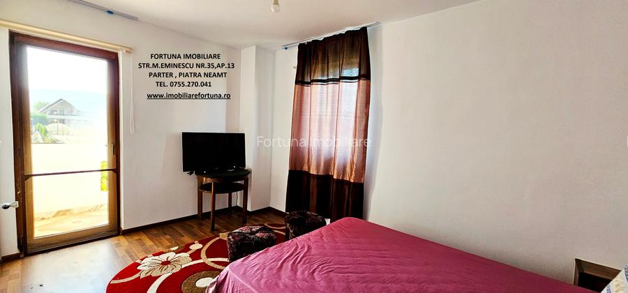 Casa, anexa si teren in cartier rezidential com.D-va Rosie - 12