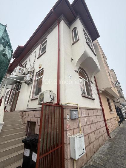 MOȘILOR - VILA DE ÎNCHIRIAT-  PENTRU BIROURI- CLINICA MEDICALA - AFTER SCHOOL - 7