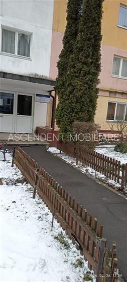 Apartament cu 4 camere de inchiriat - 9