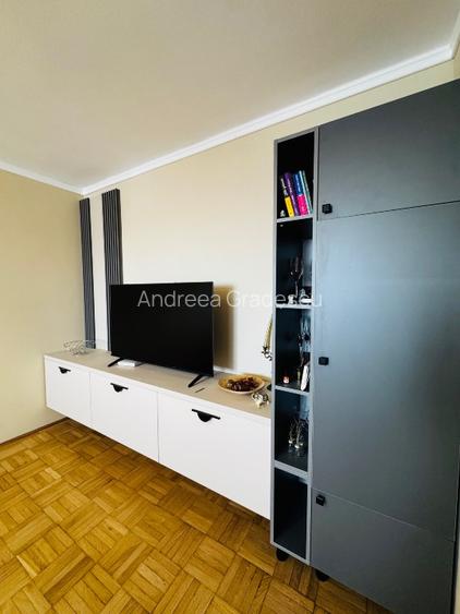 Apartament 2 camere, decomandat, renovat recent, parcare inclusă– 5 min metrou  - 14